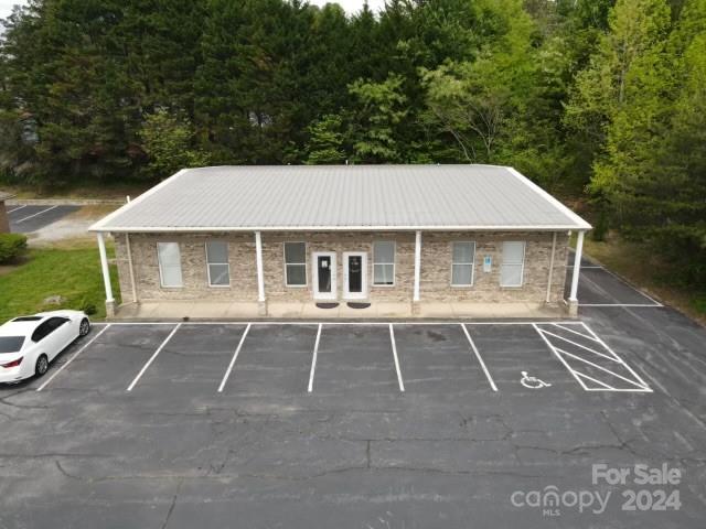 1285 Wilkesboro Boulevard