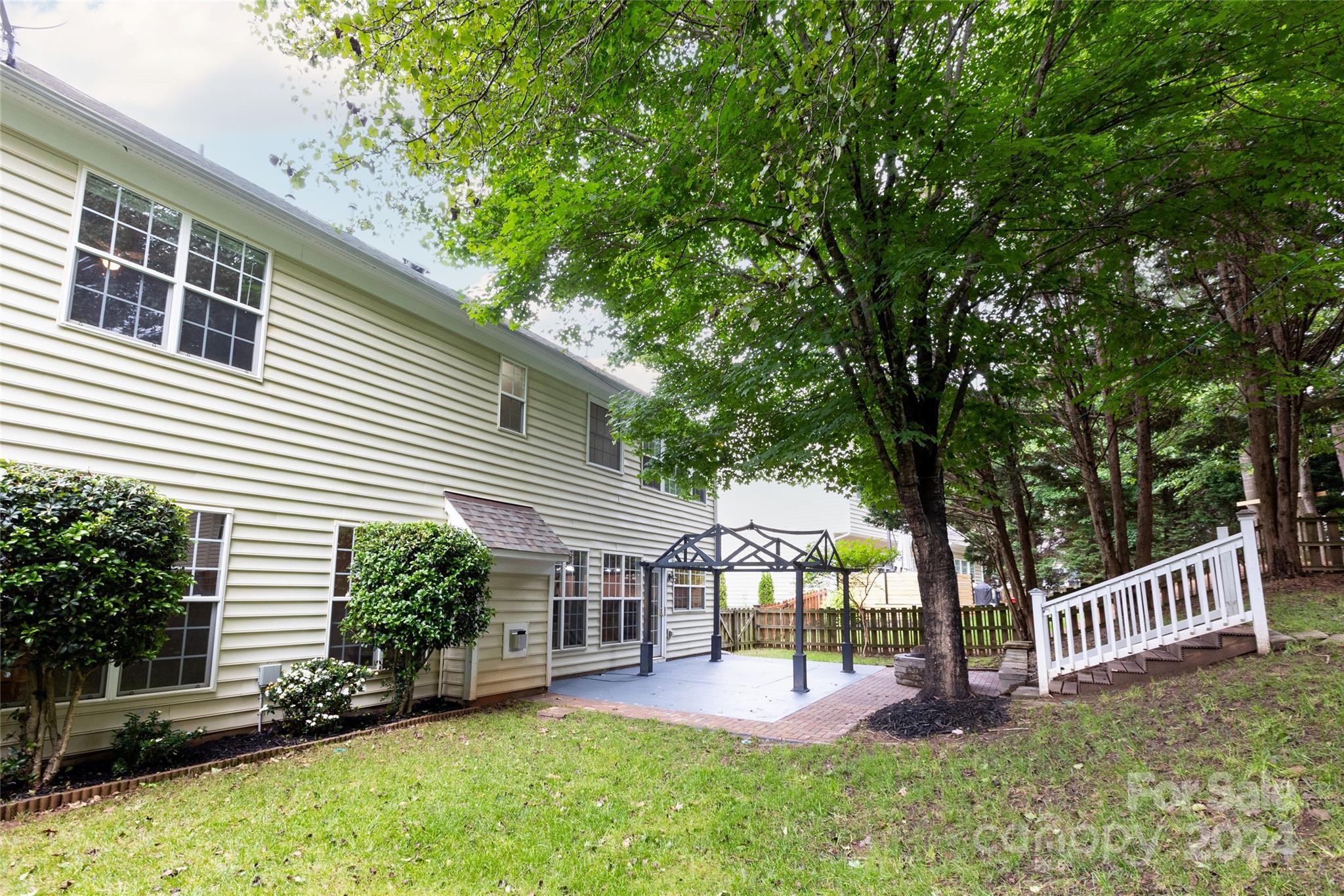 18015 Harbor Mist Road