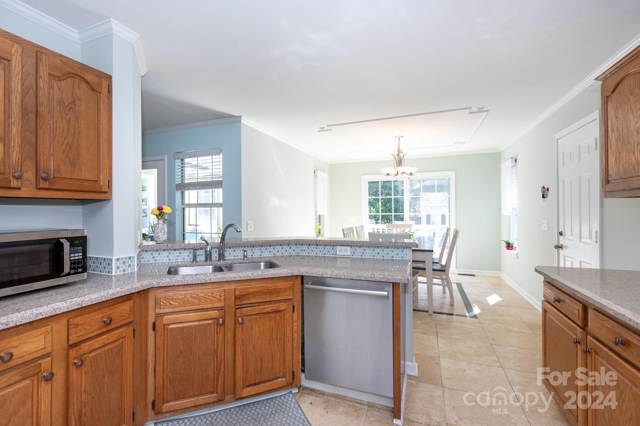 1376 Mistletoe Ridge Place NW