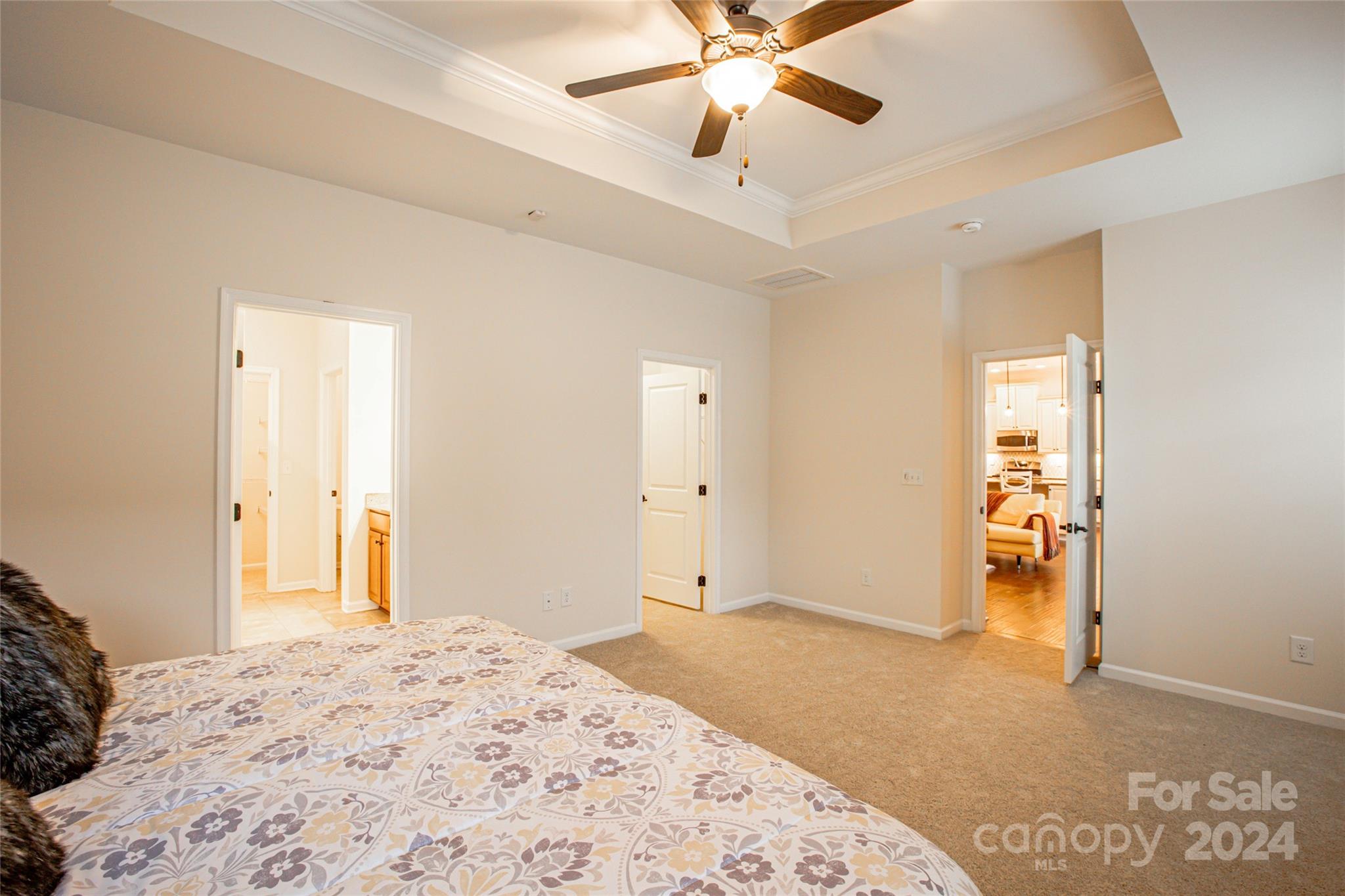 11538 Warfield Avenue