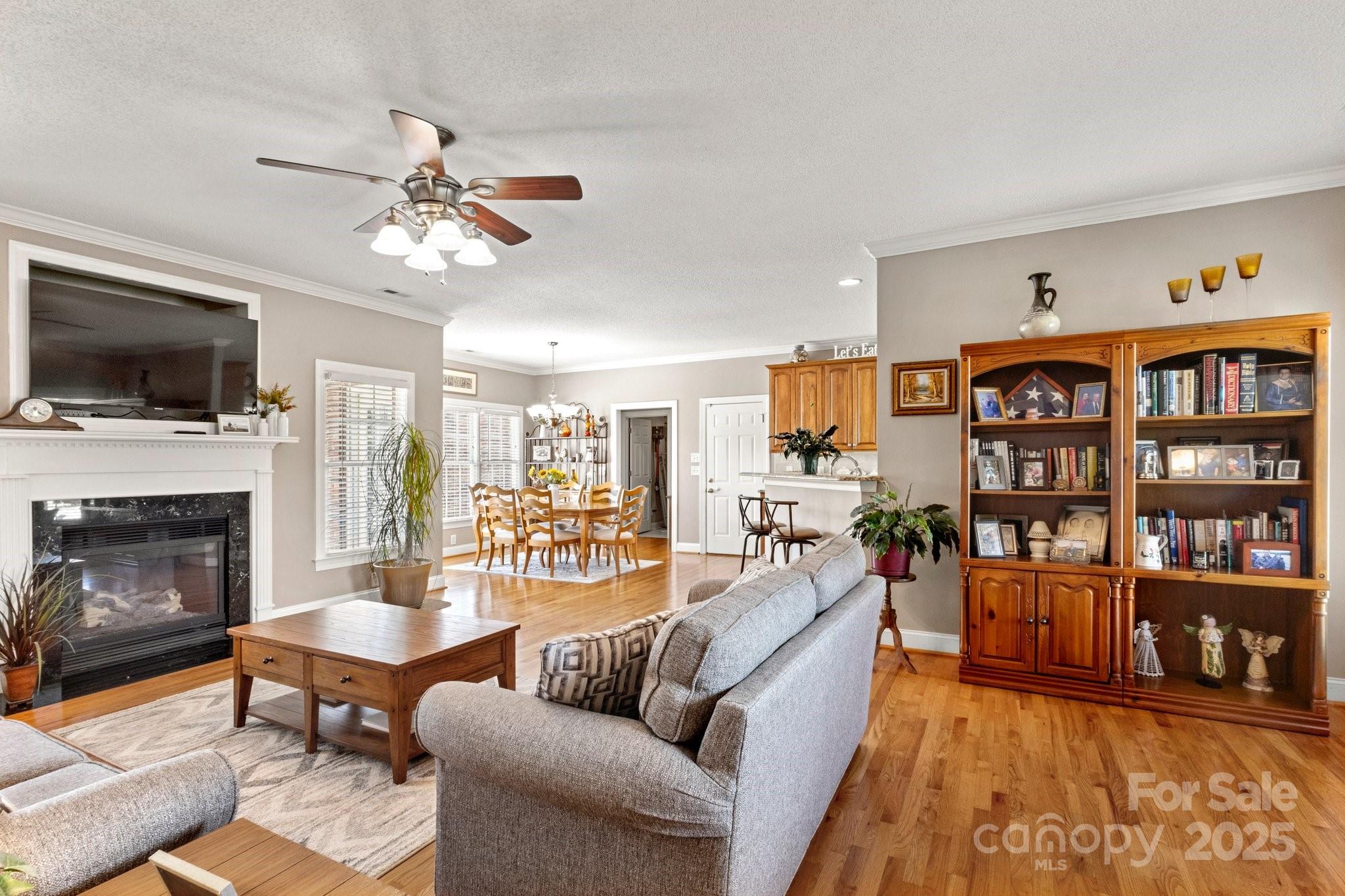 2610 Flagstone Court