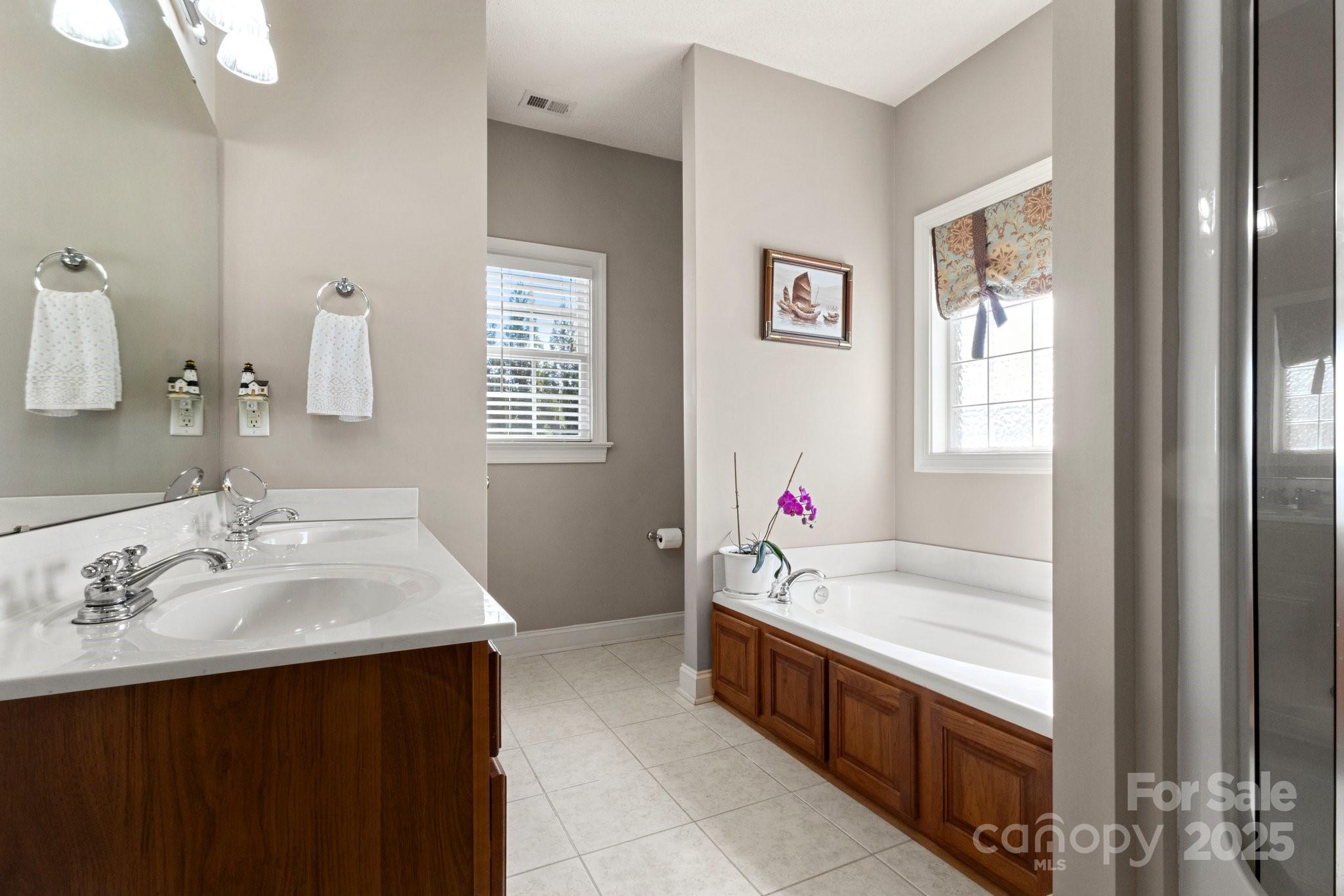 2610 Flagstone Court