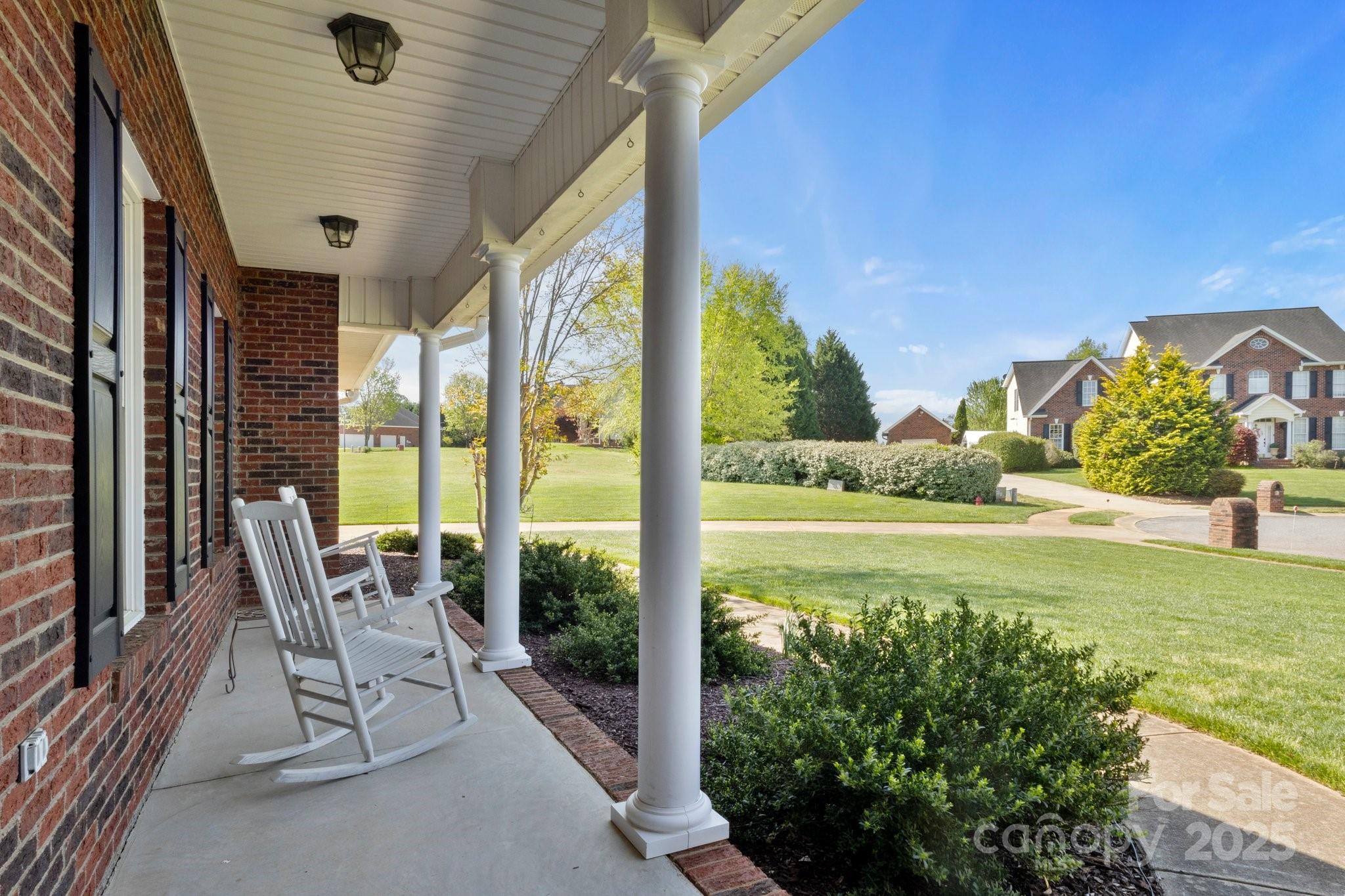 2610 Flagstone Court