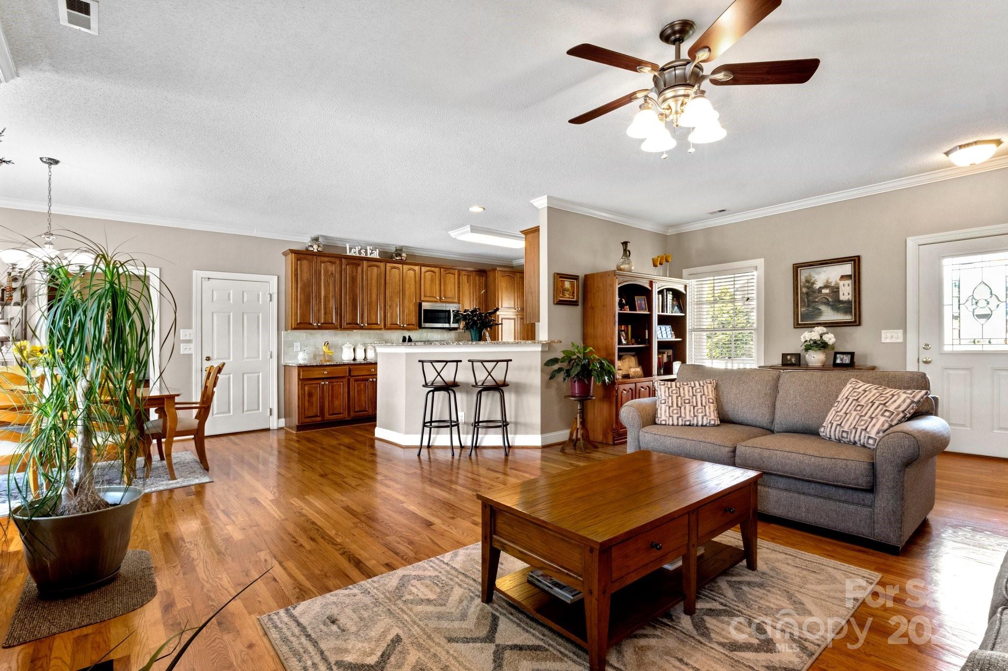 2610 Flagstone Court