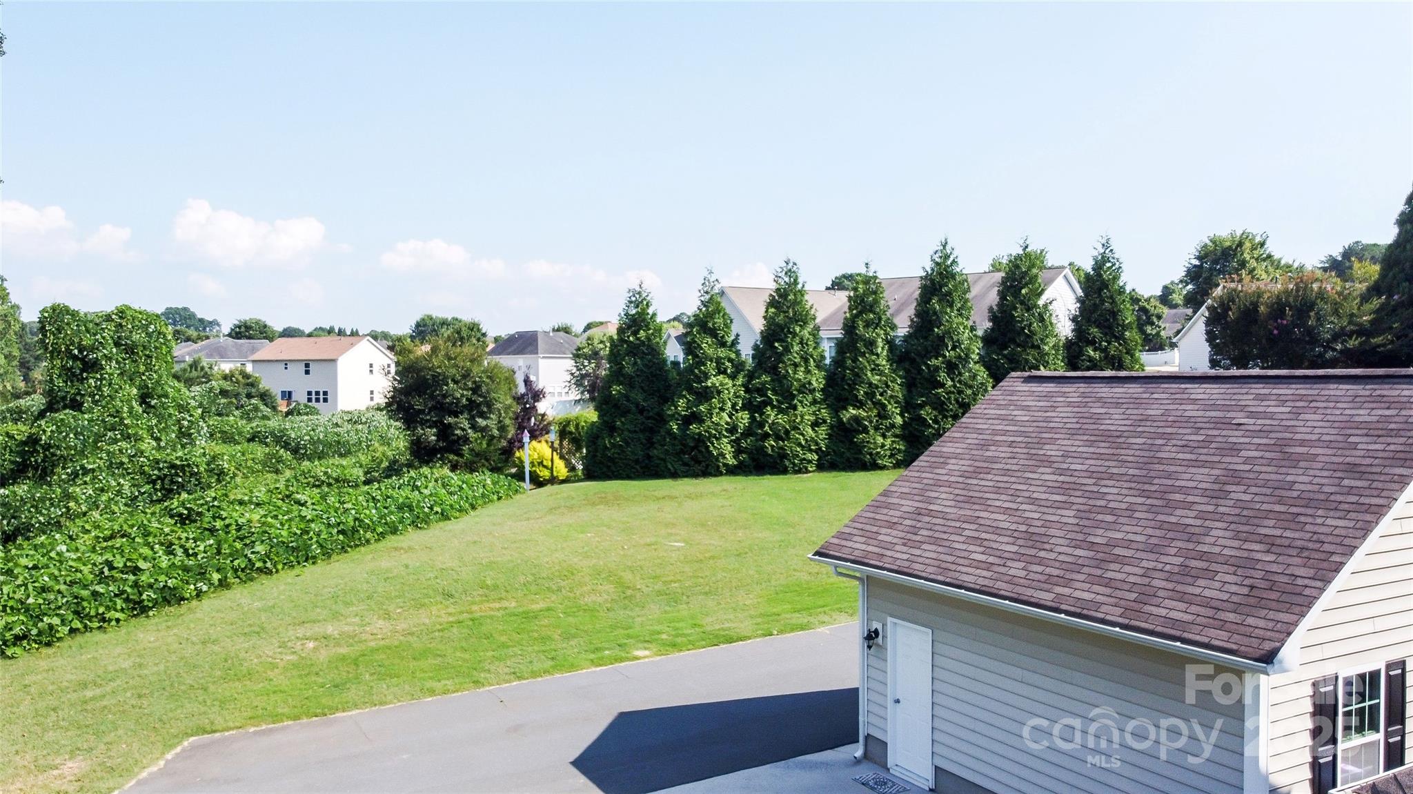 141 Leyton Loop Unit: B