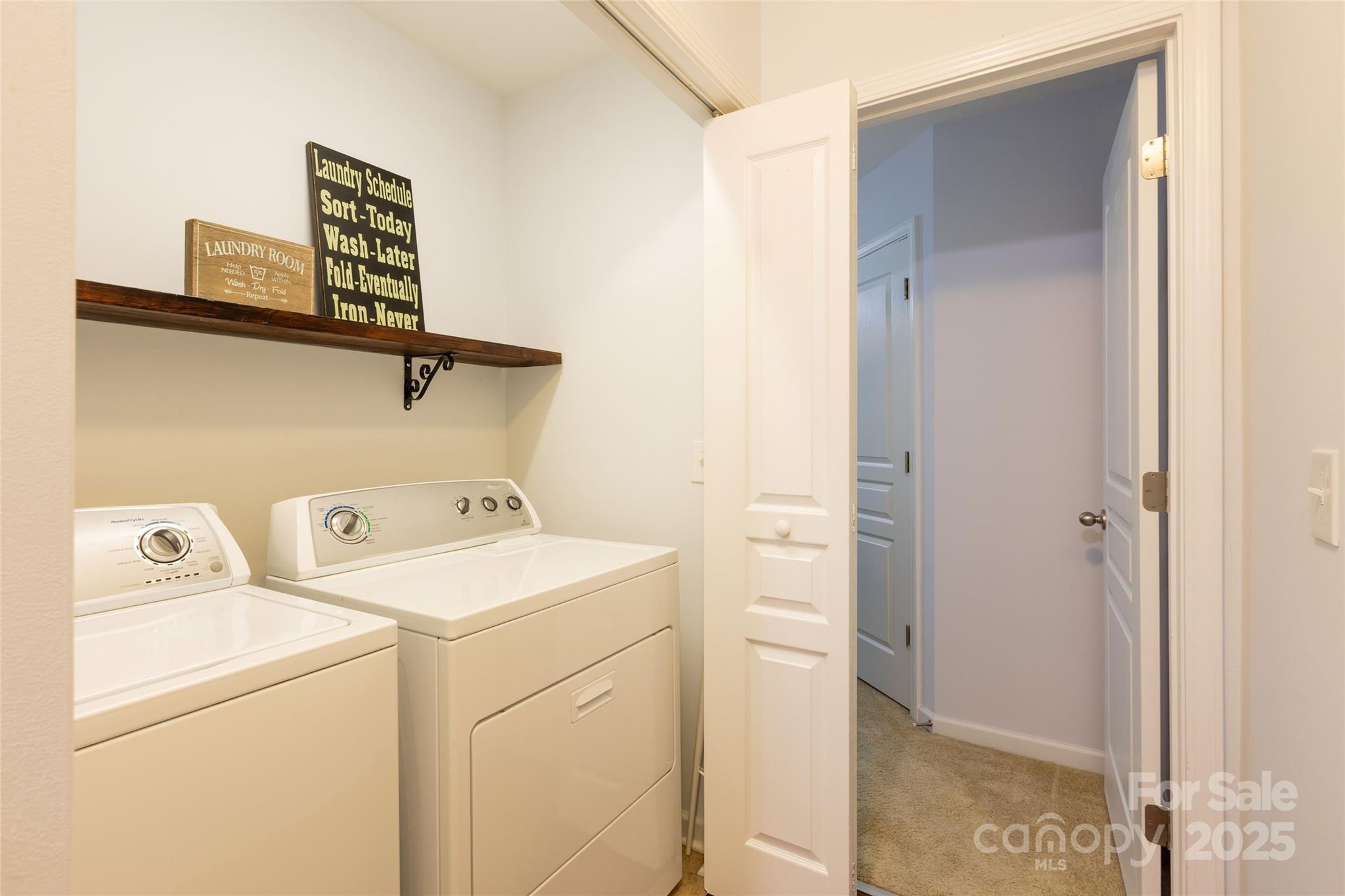 141 Leyton Loop Unit: B