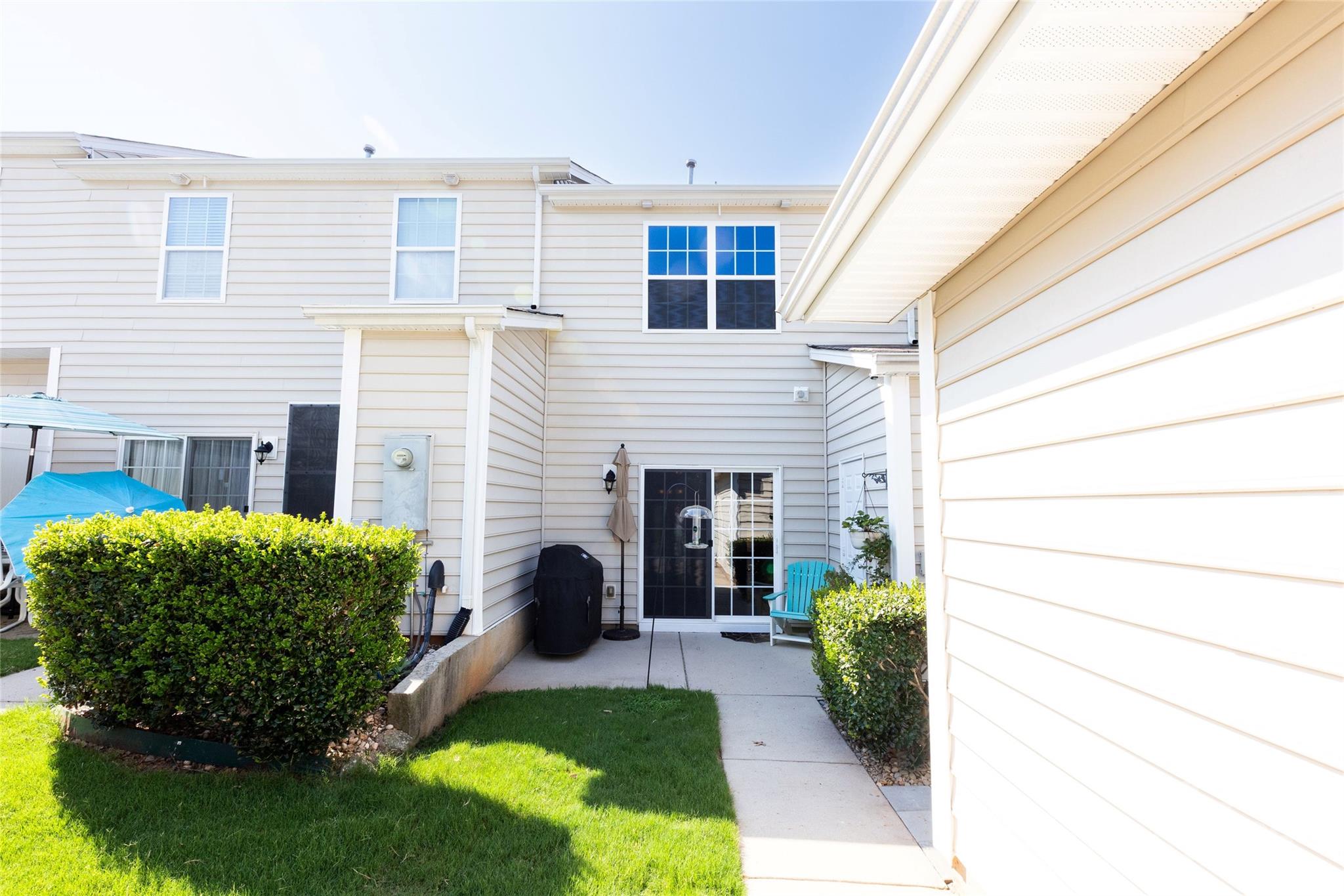 141 Leyton Loop Unit: B