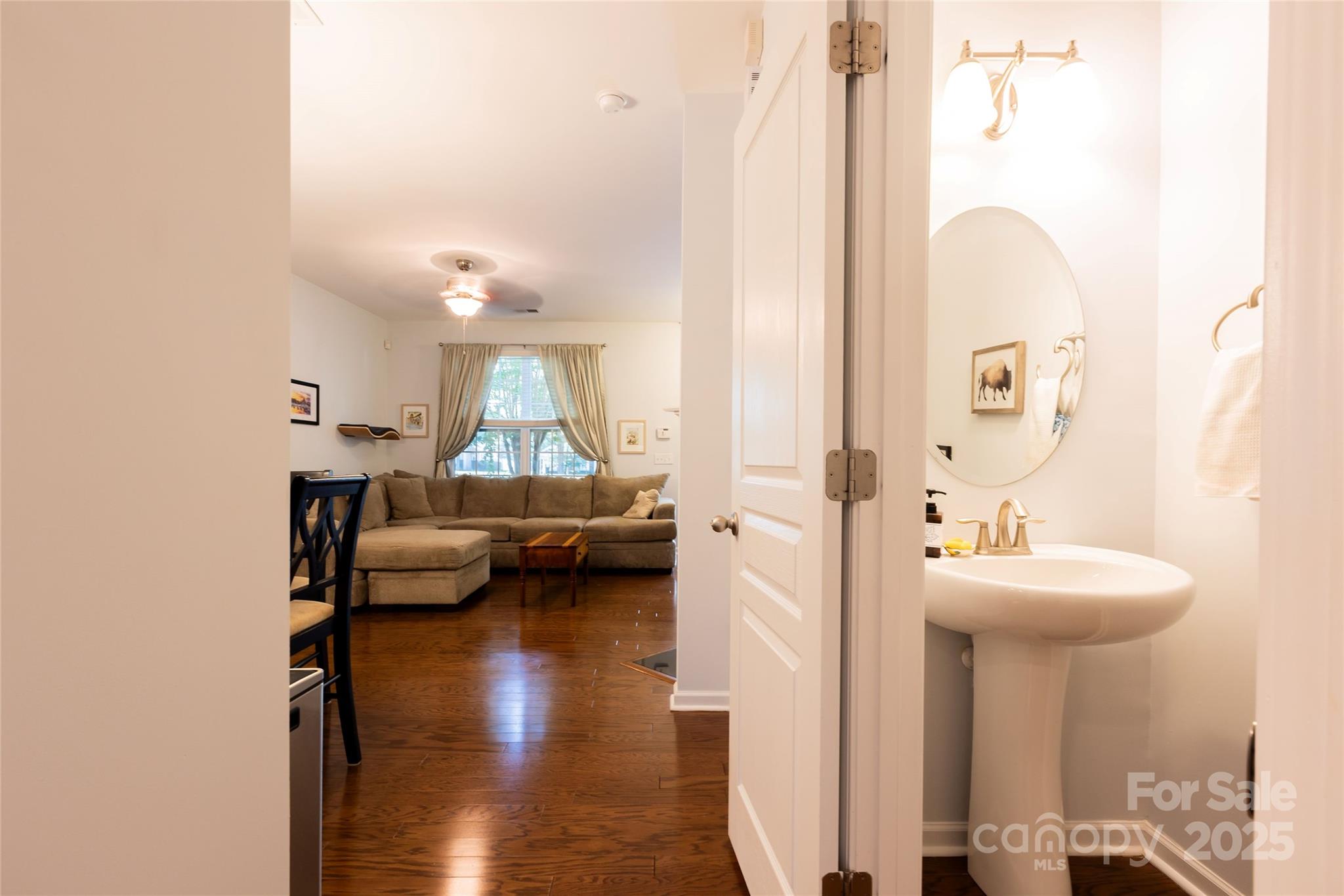 141 Leyton Loop Unit: B