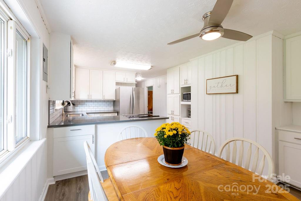 2274 Country Club Road