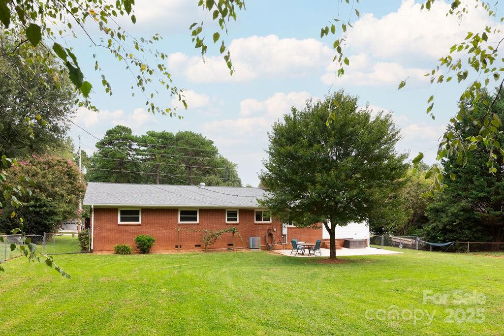 2274 Country Club Road