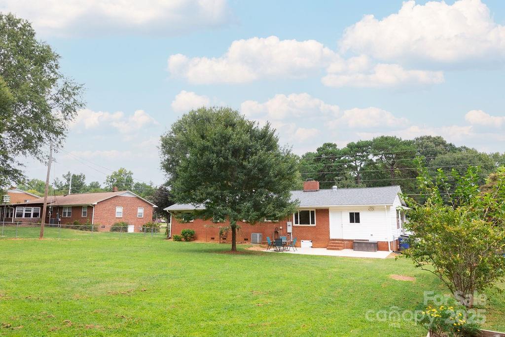 2274 Country Club Road