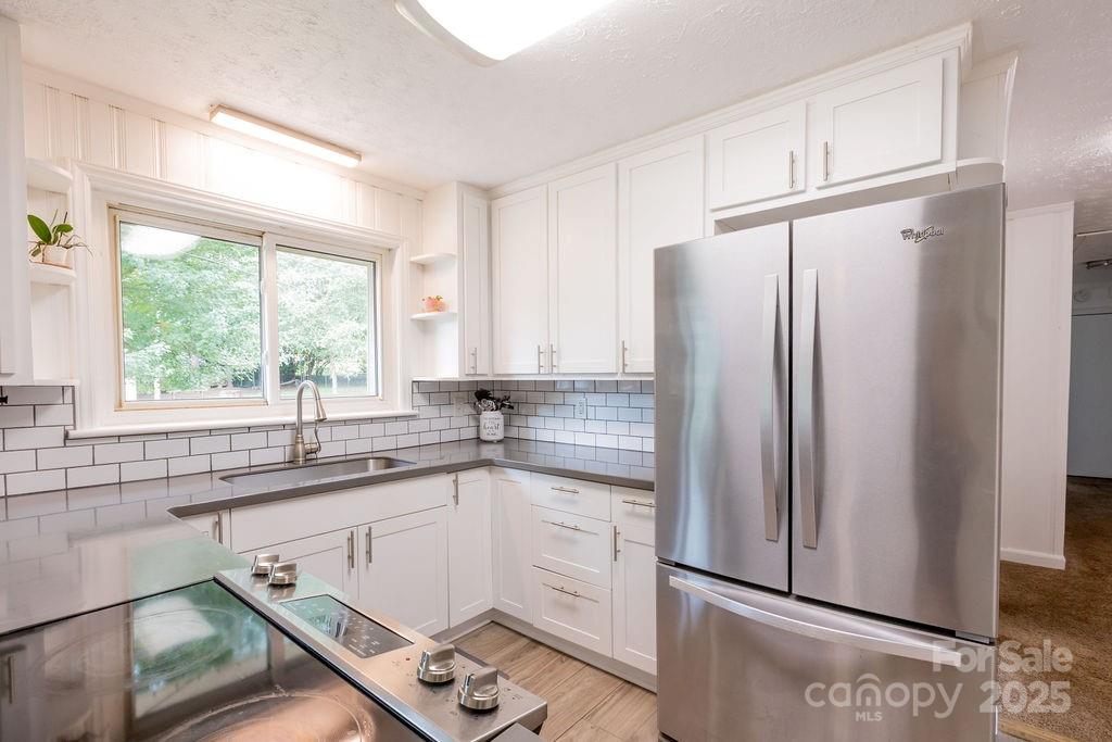 2274 Country Club Road