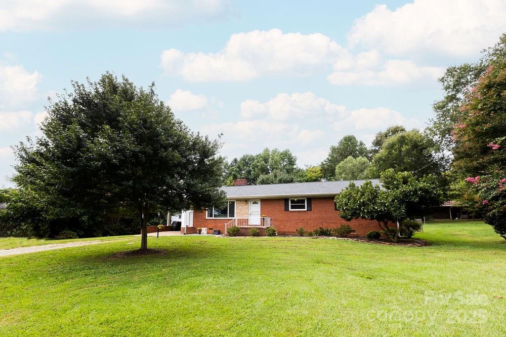 2274 Country Club Road