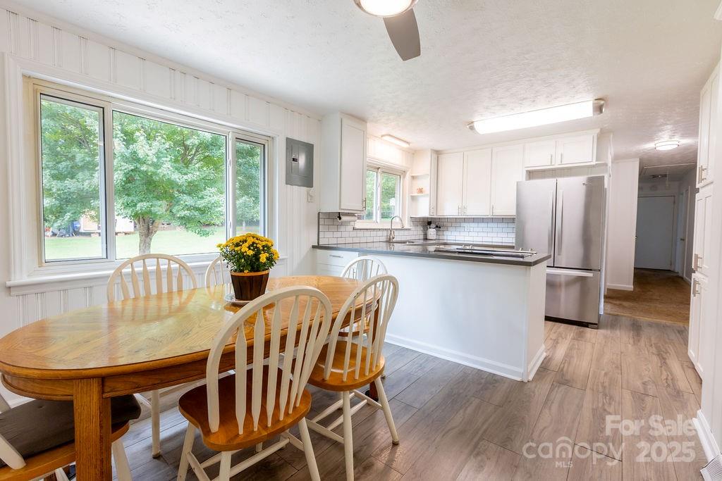 2274 Country Club Road