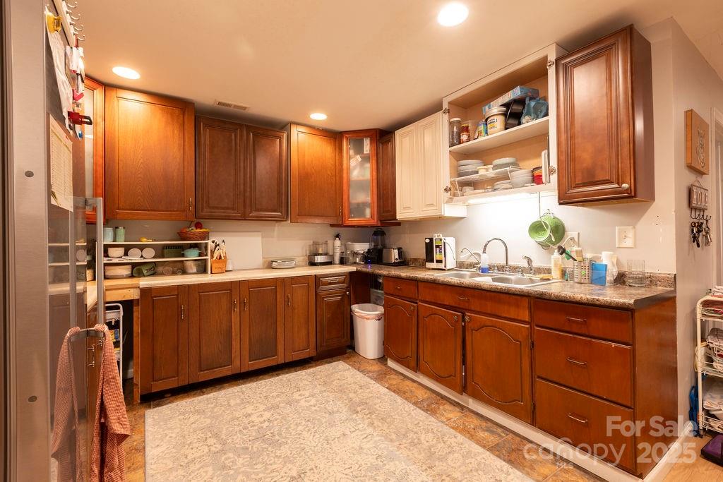 5306 Grandover Drive