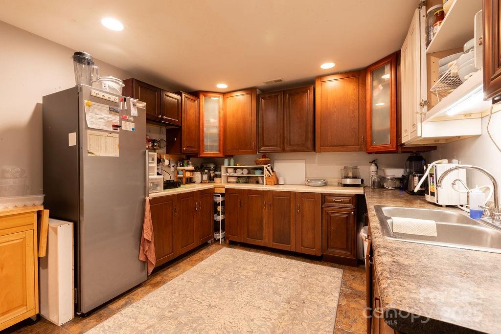 5306 Grandover Drive