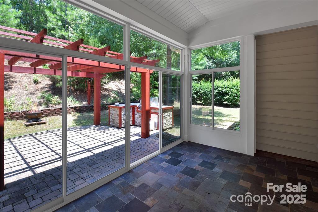 8712 Soaring Eagle Lane