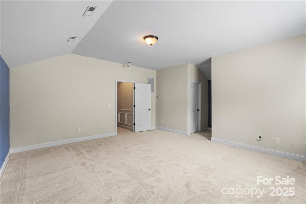 8712 Soaring Eagle Lane