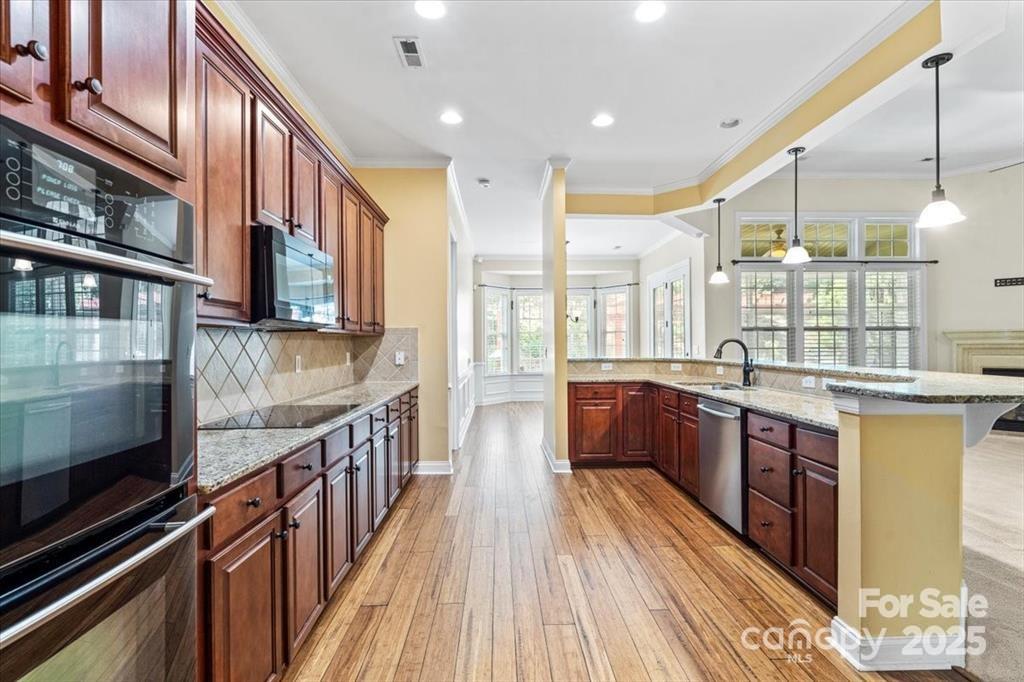 8712 Soaring Eagle Lane