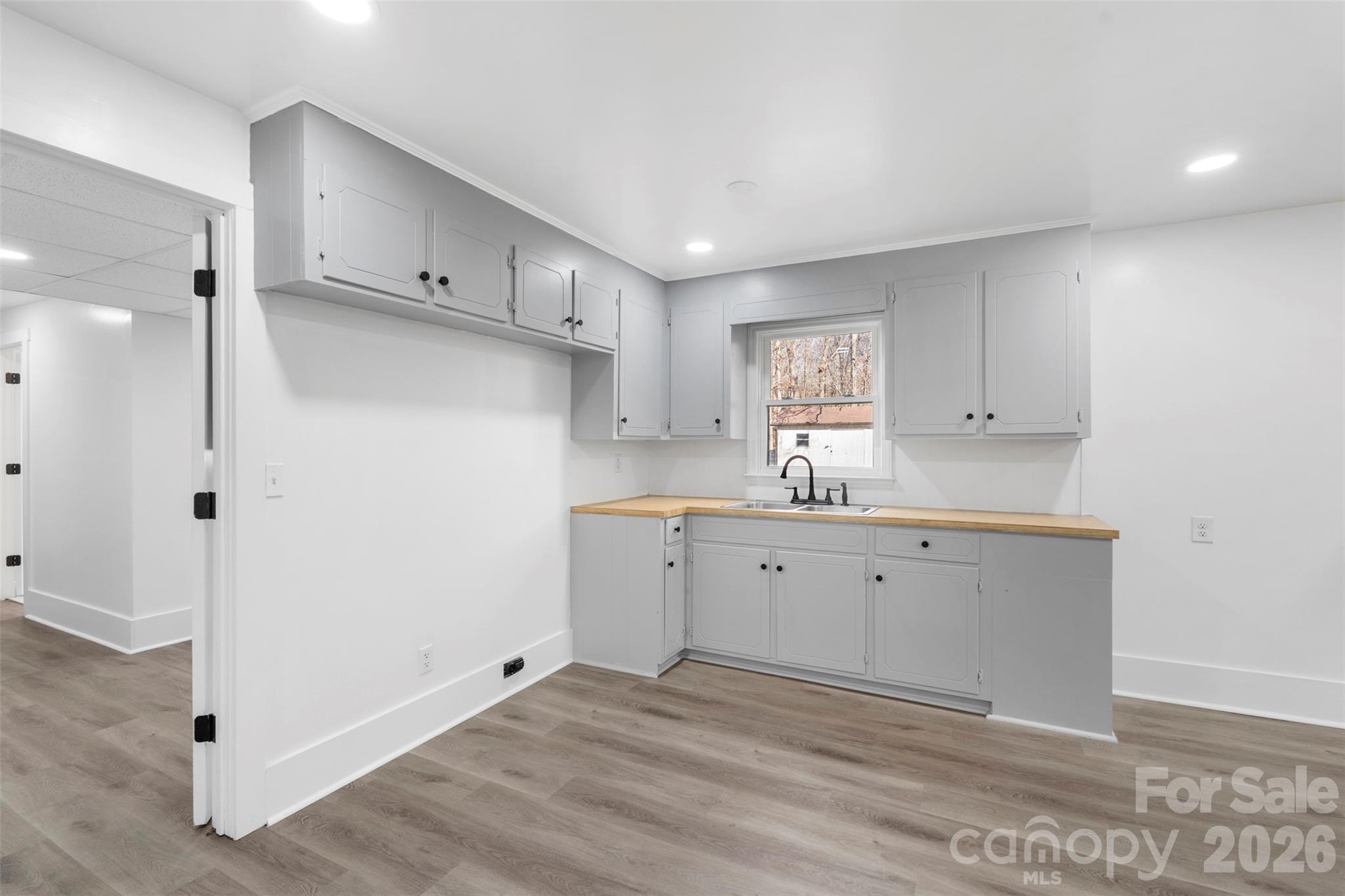 142 Shadowbrook Road