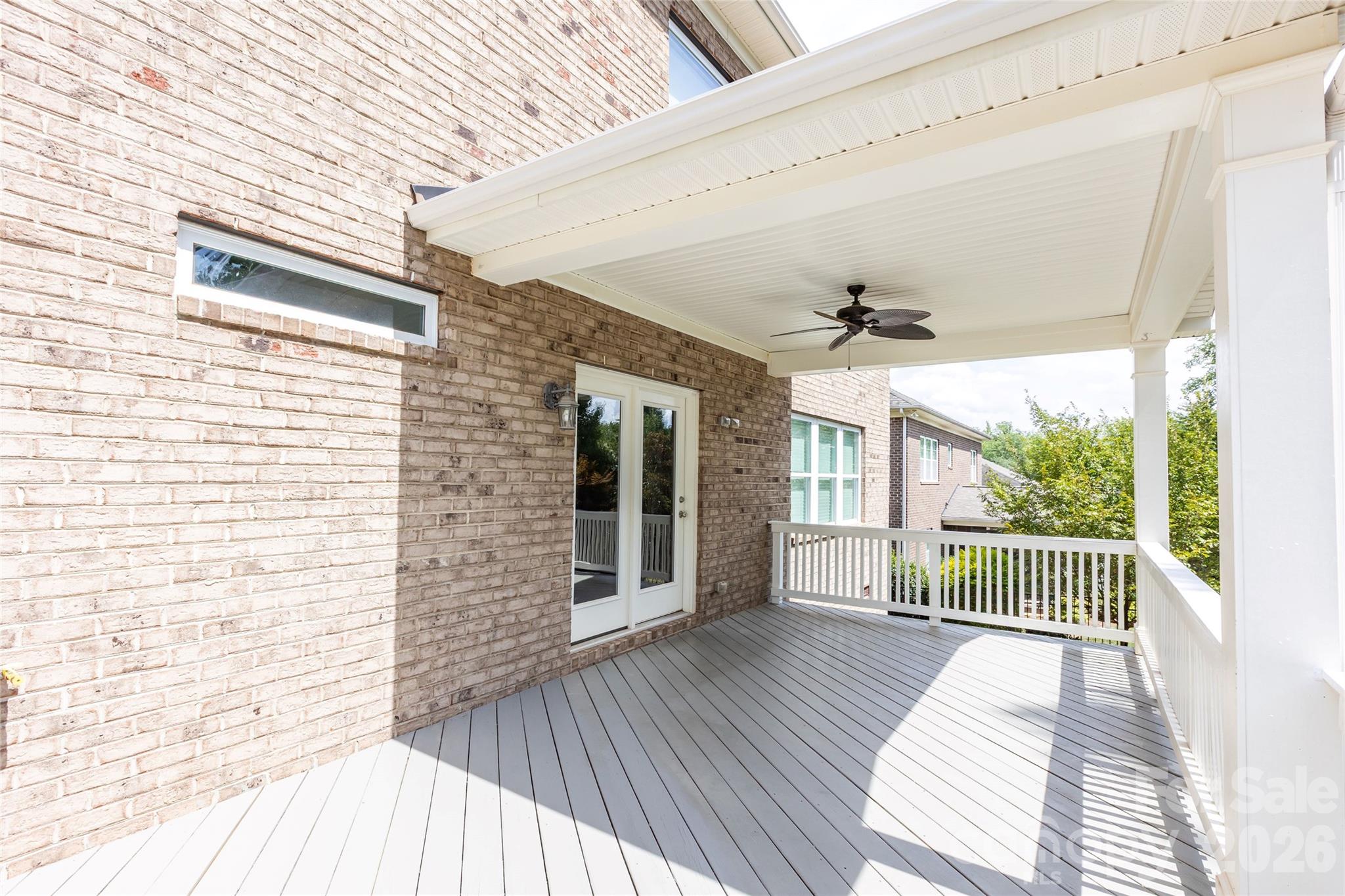 404 E Waterlynn Road