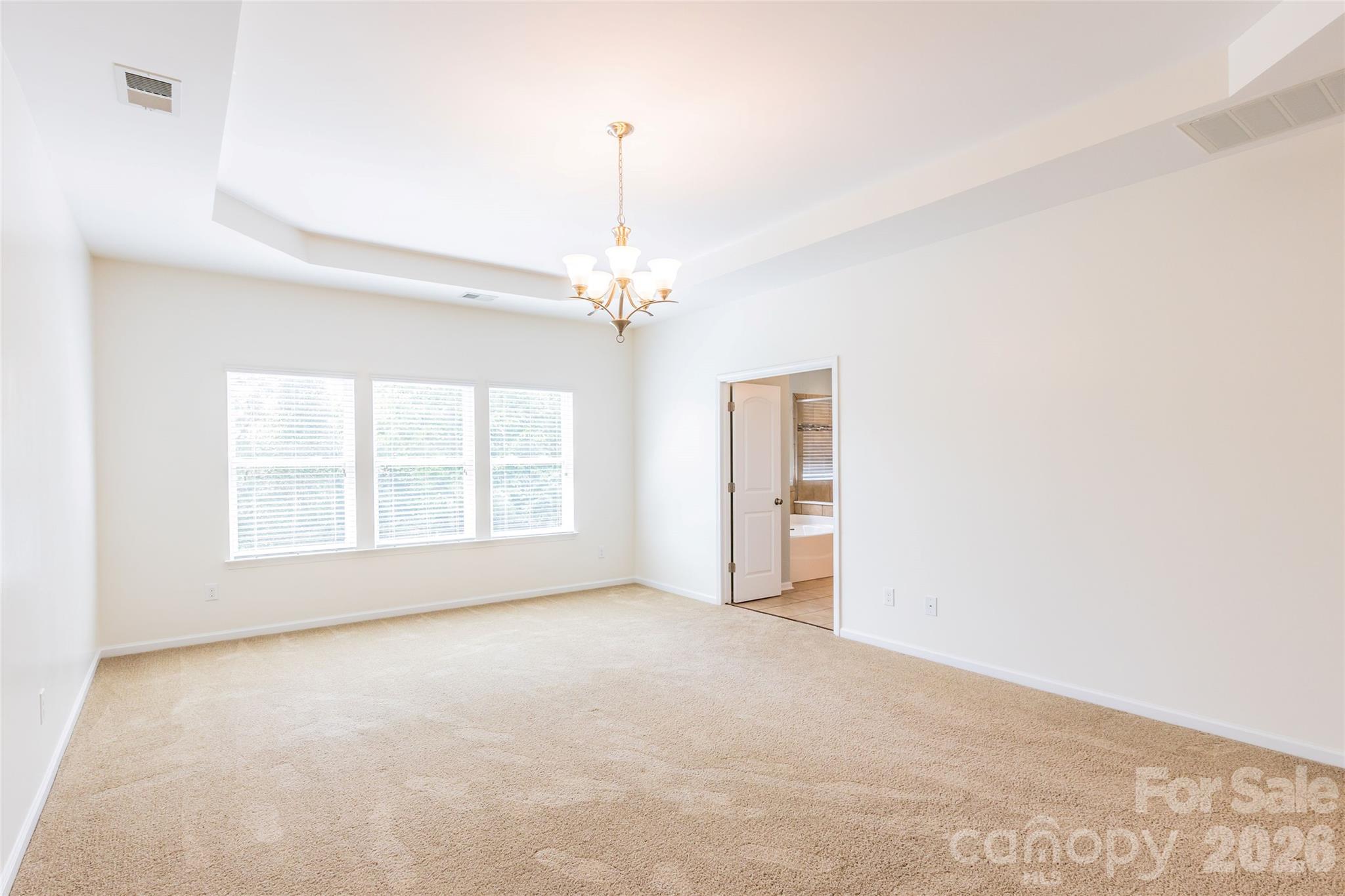 404 E Waterlynn Road