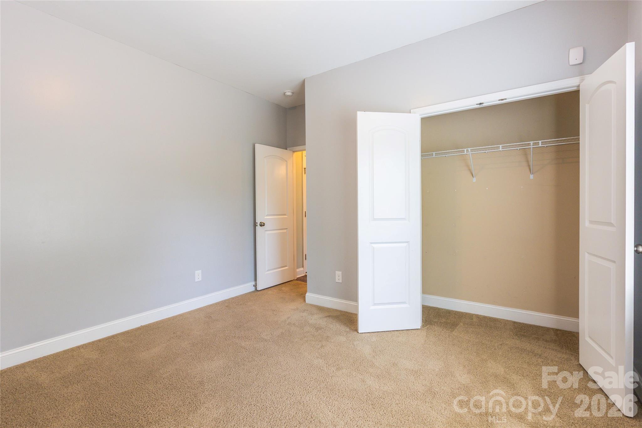 404 E Waterlynn Road