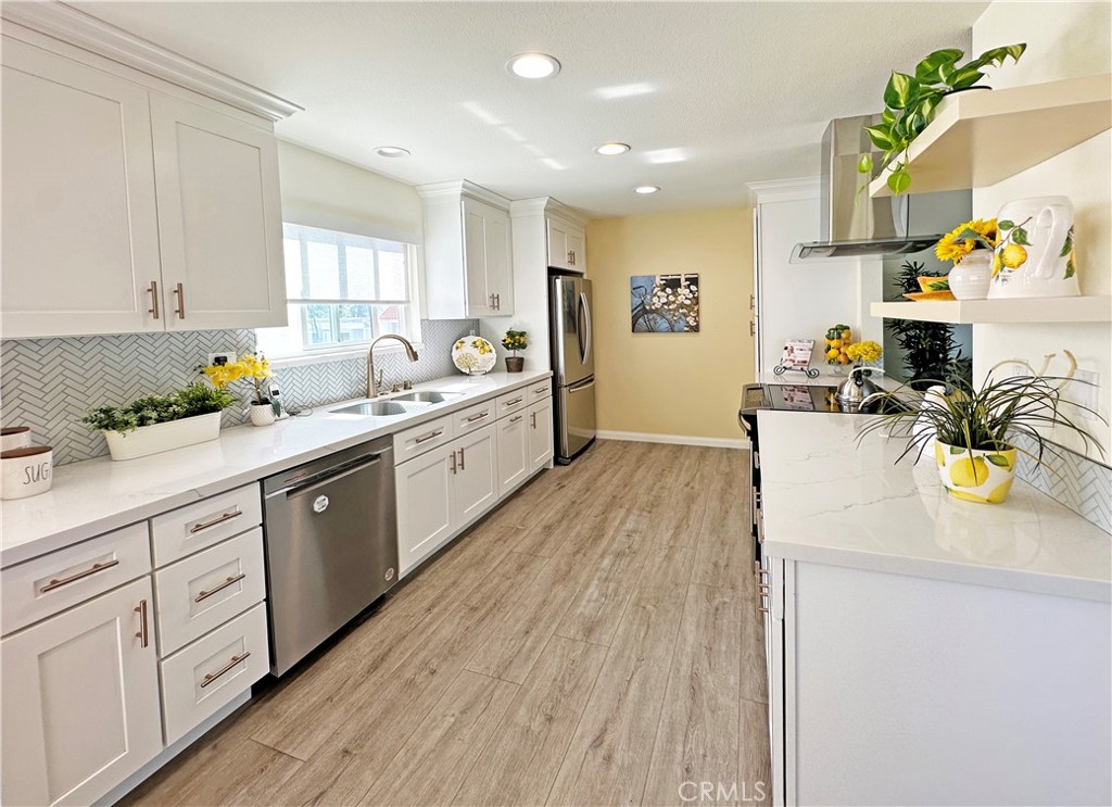 4045 E 3rd Street 203