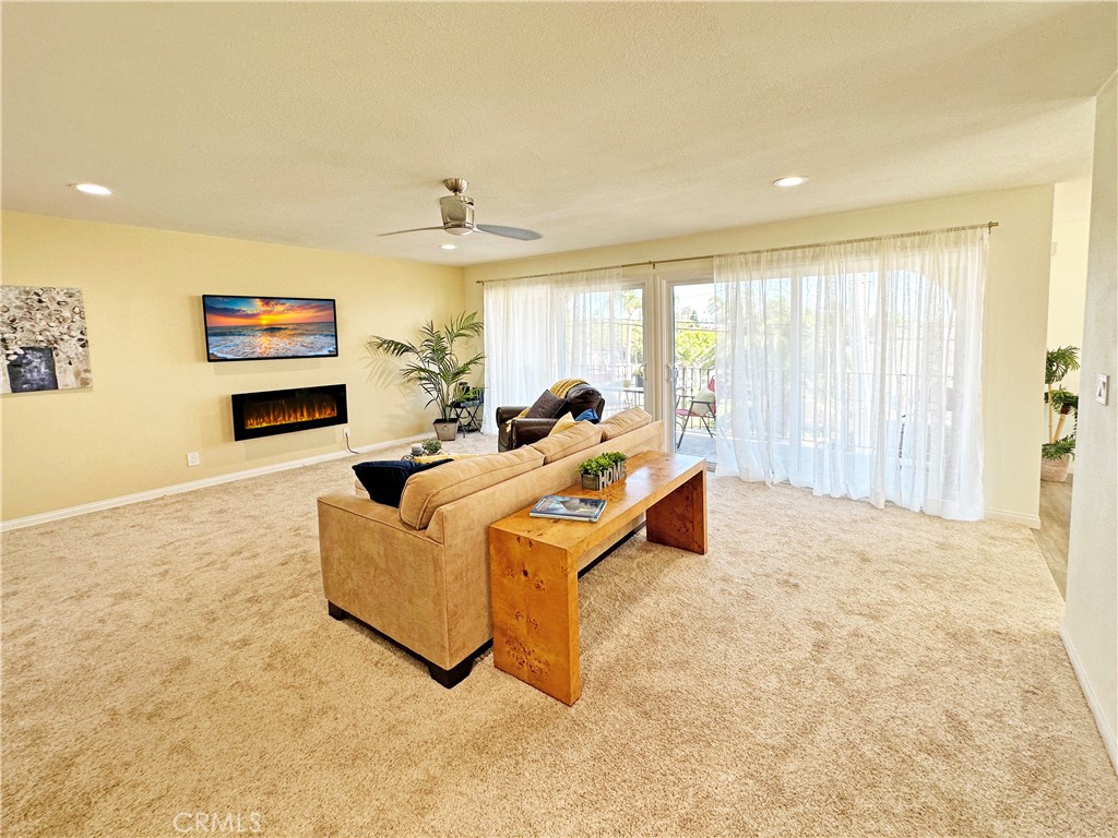 4045 E 3rd Street 203