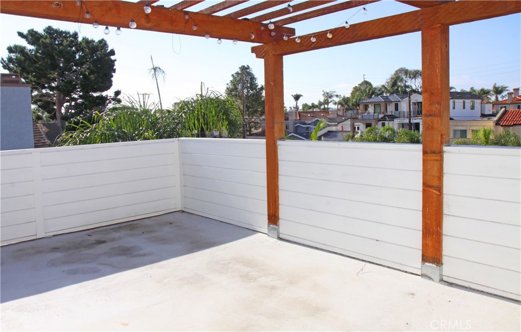 208 Indianapolis Avenue A