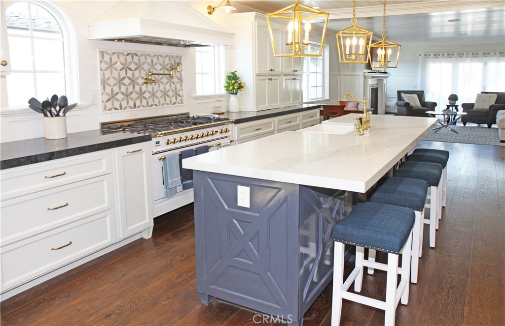 208 Indianapolis Avenue A