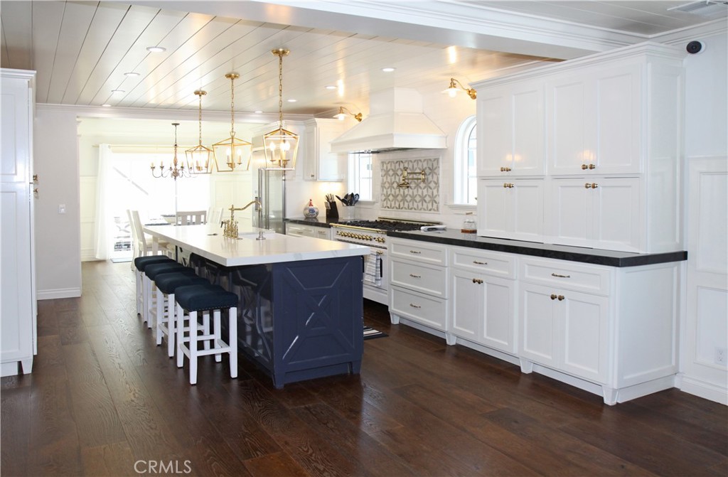 208 Indianapolis Avenue A