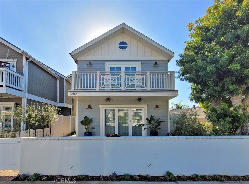 208 Indianapolis Avenue A