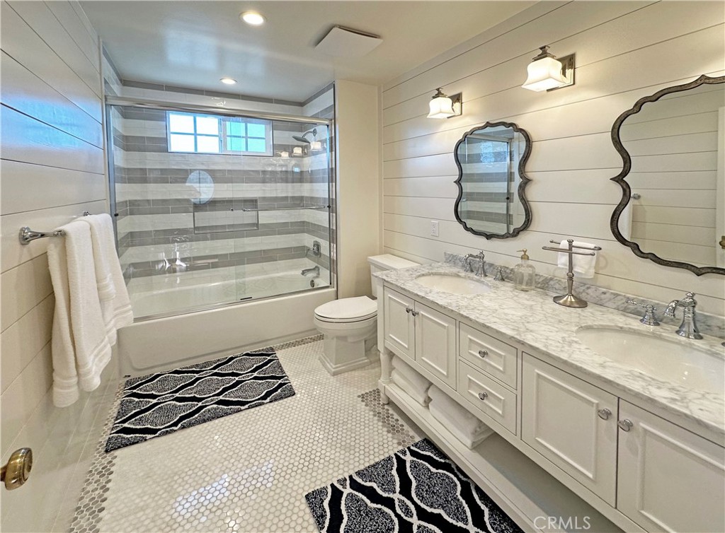 208 Indianapolis Avenue A