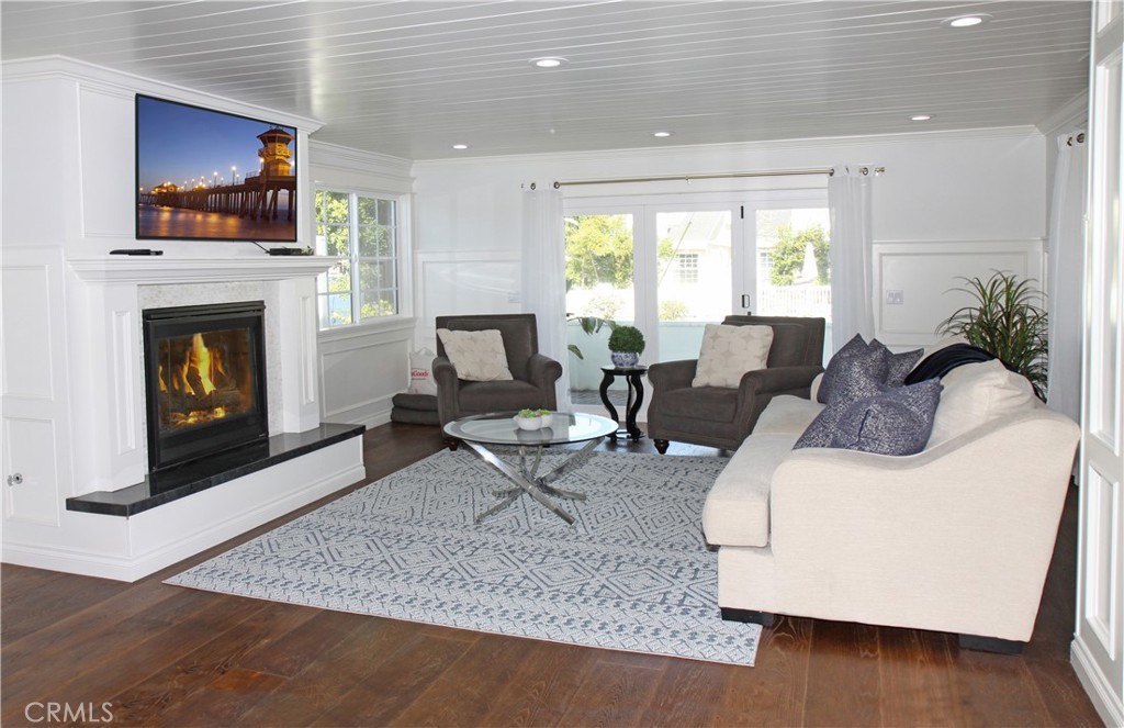 208 Indianapolis Avenue A