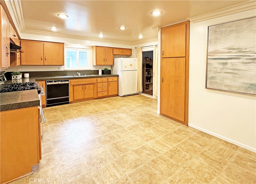 16882 Canyon Lane
