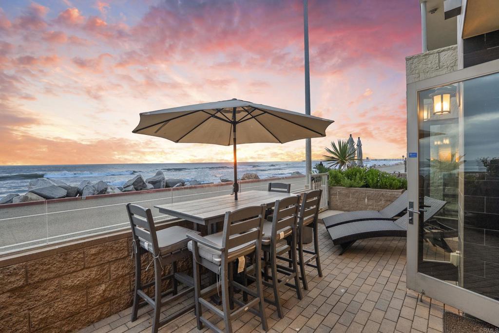 700 S The Strand 102