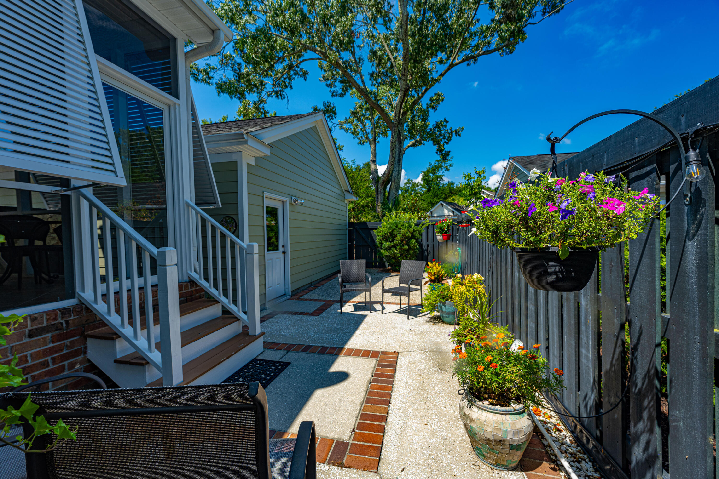 2263 Daniel Island Drive