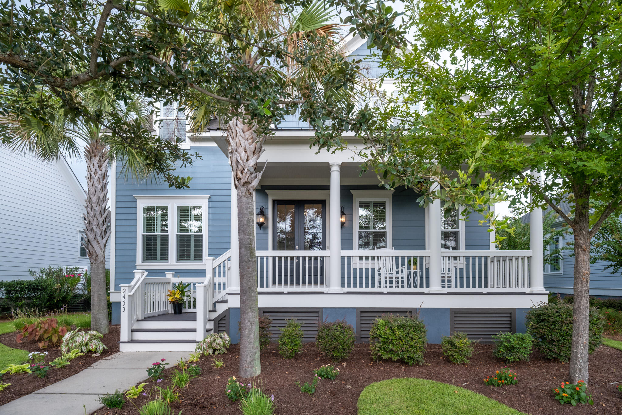 2433 Louisville Street