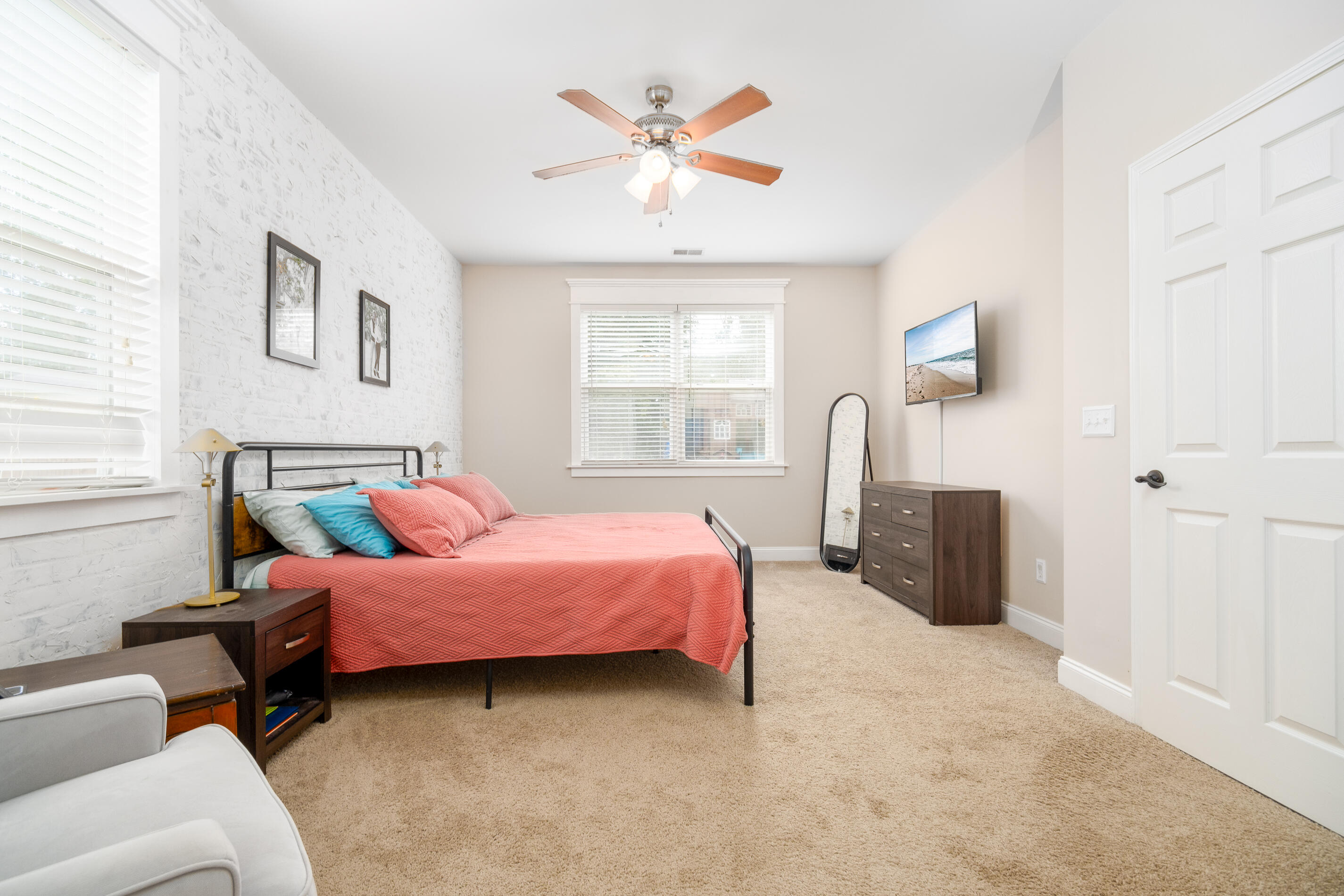 1309 Song Sparrow Way