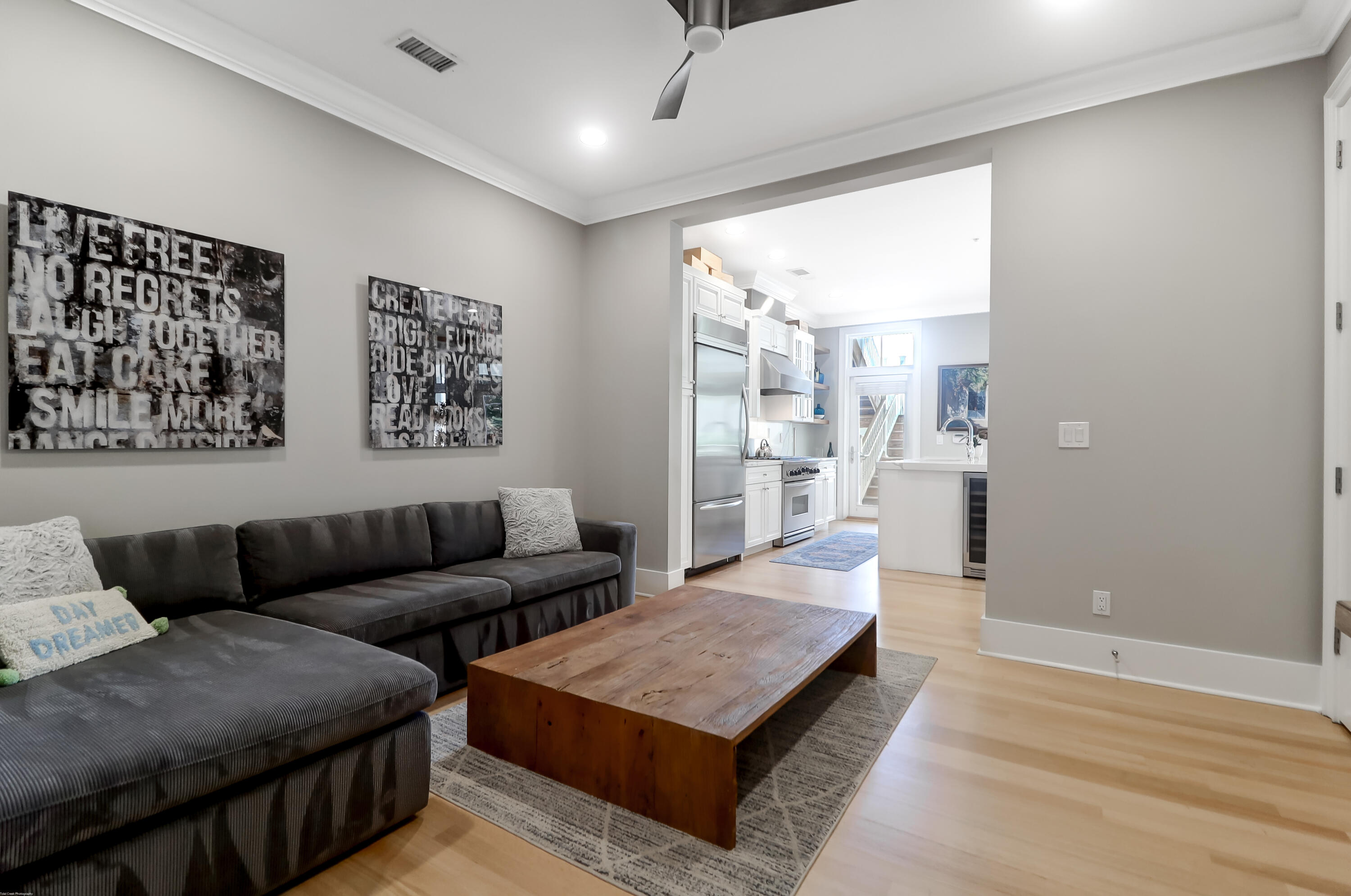 144 Fairbanks Oak Alley # 2b
