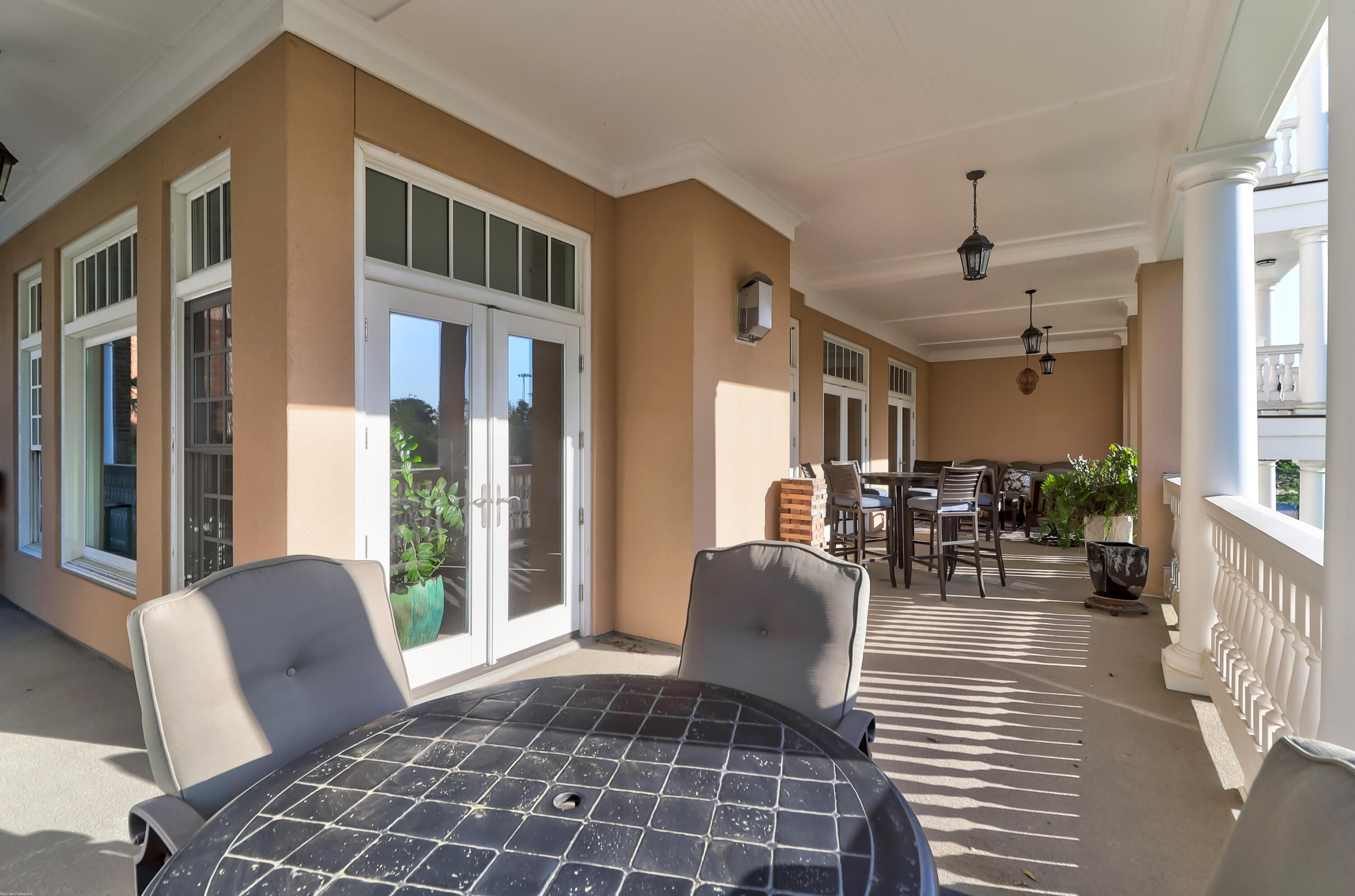 144 Fairbanks Oak Alley # 2b