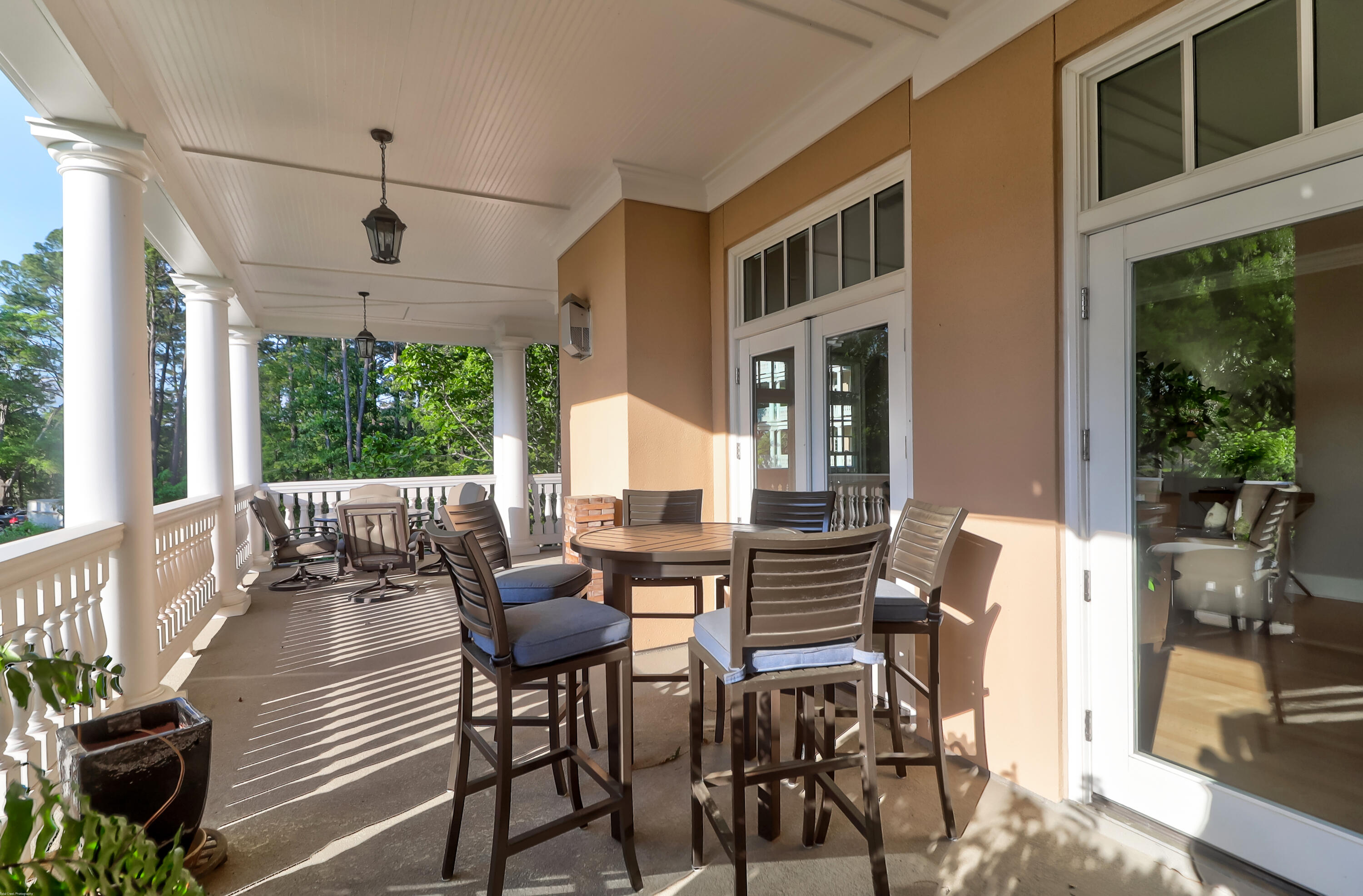 144 Fairbanks Oak Alley # 2b