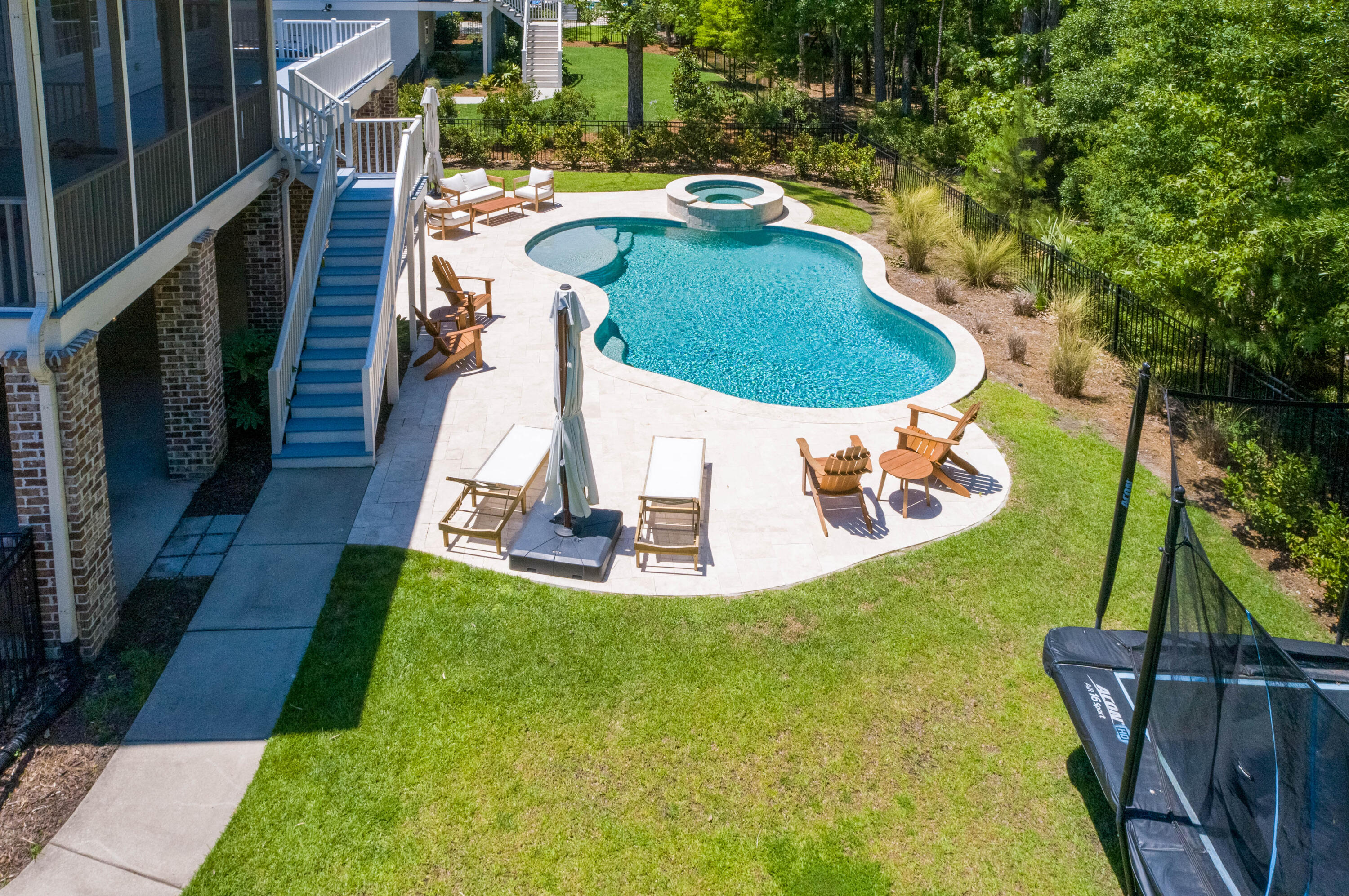 1777 W Canning Drive