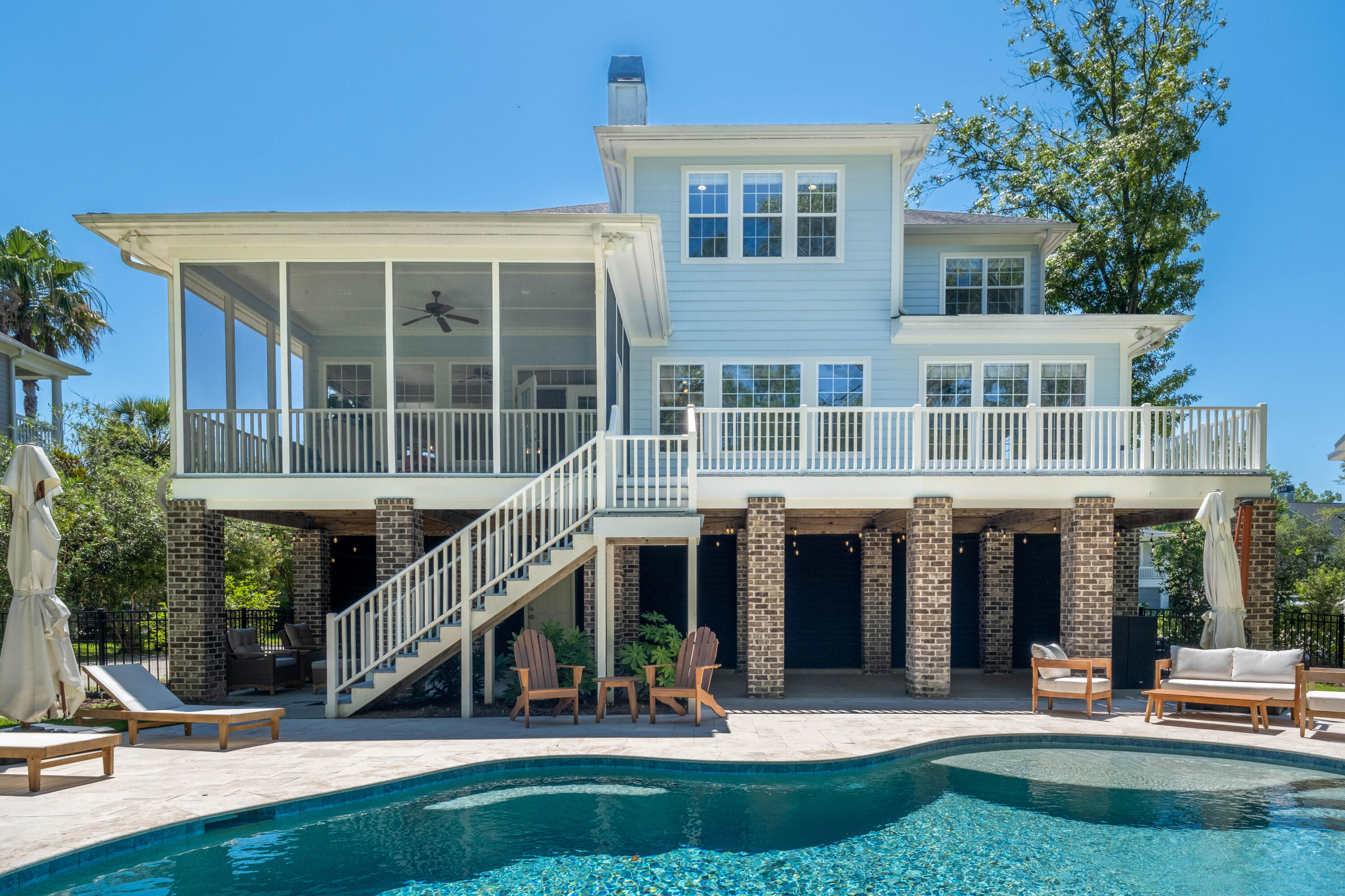 1777 W Canning Drive