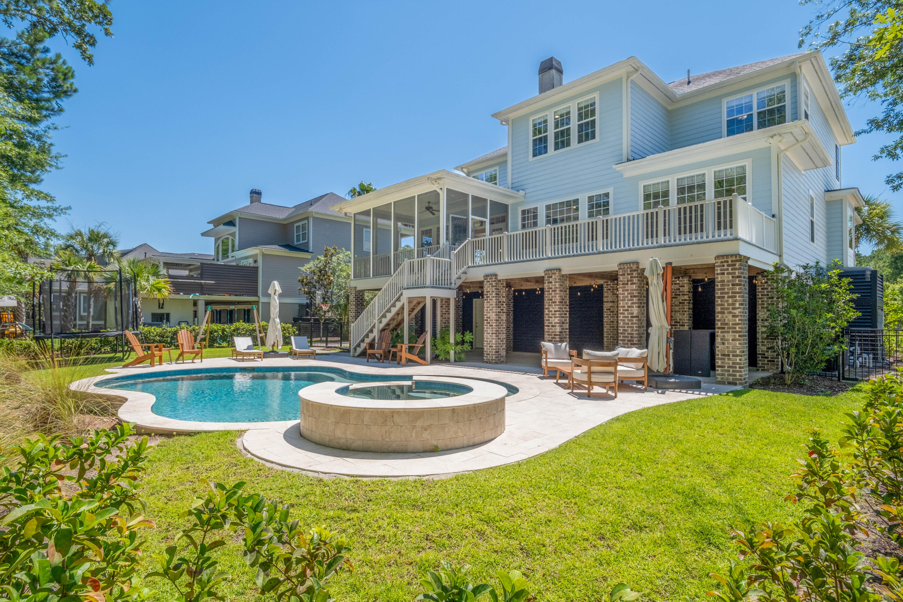 1777 W Canning Drive