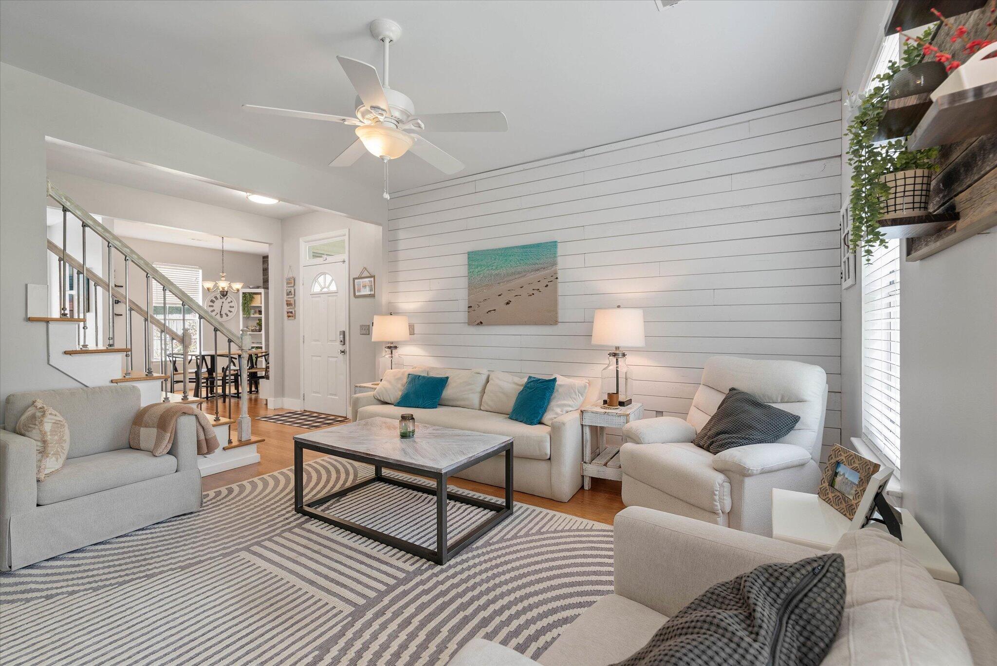 924 Provincial Circle