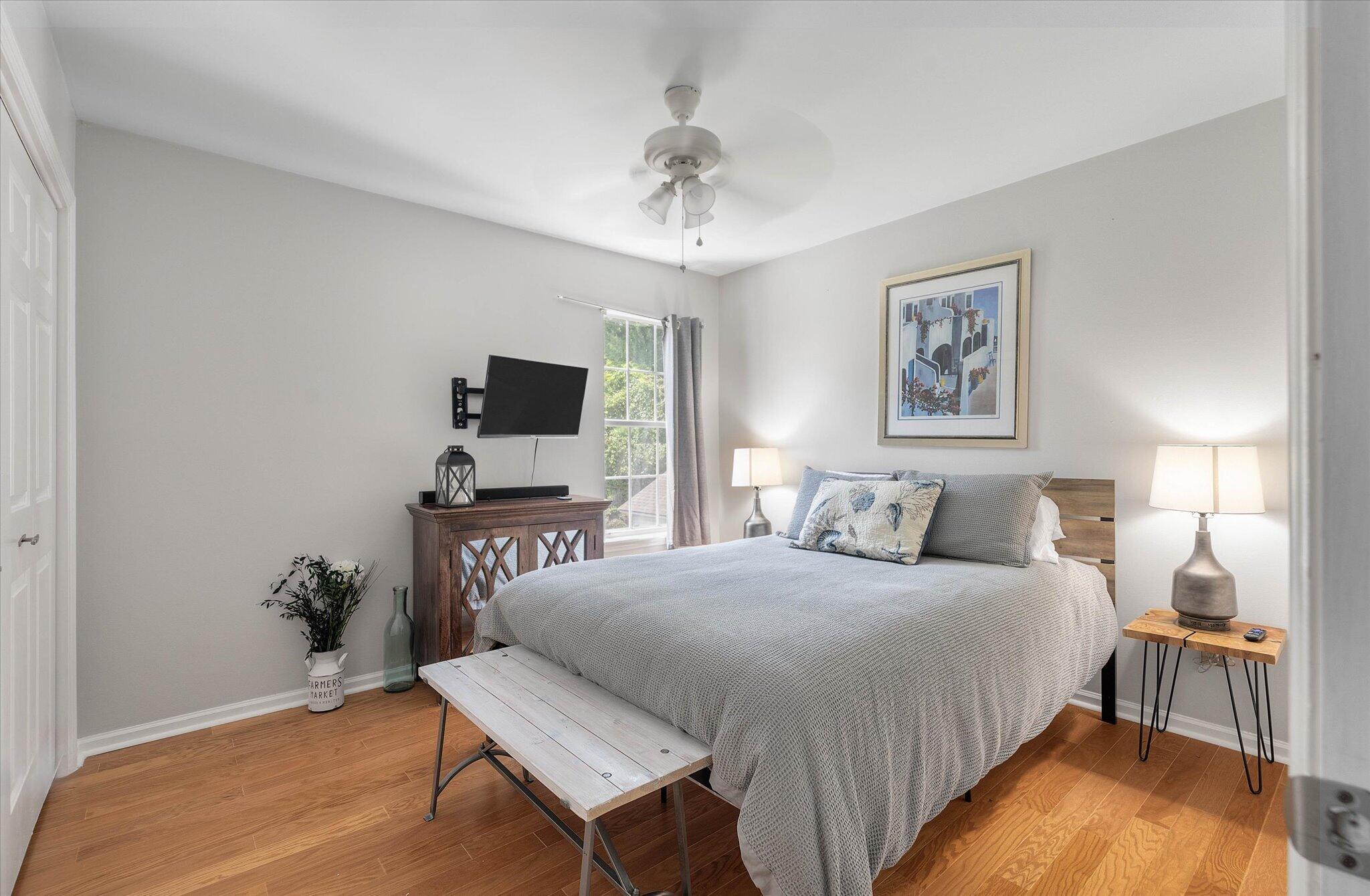 924 Provincial Circle