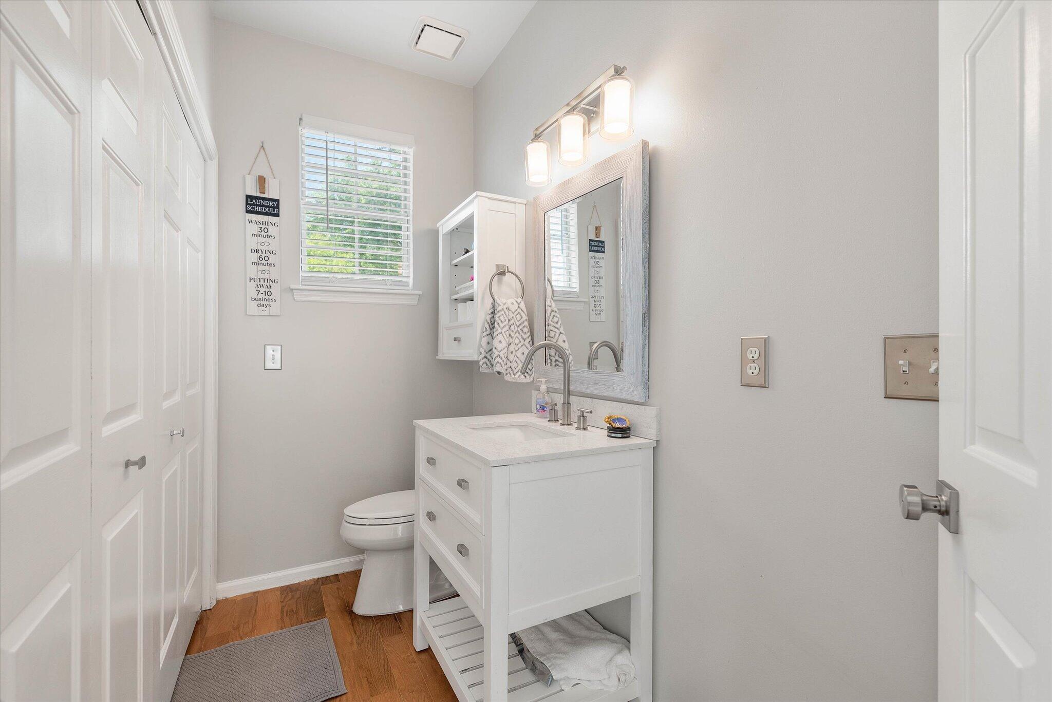 924 Provincial Circle