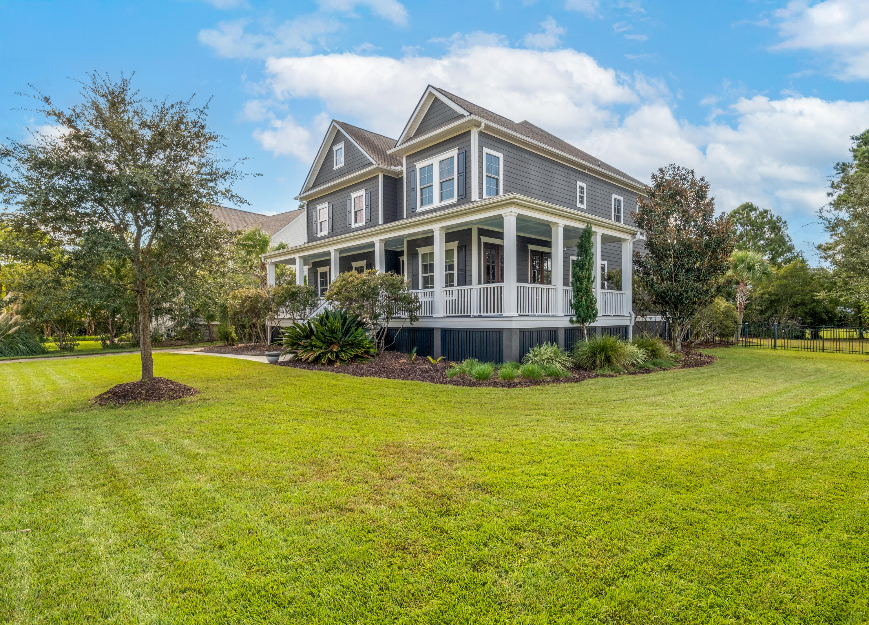 1560 Rivertowne Country Club Drive